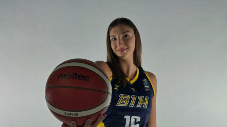 ADNA HALILOVIĆ: Košarka me naučila da uvijek težim napretku<br />
<b>Deprecated</b>:  strip_tags(): Passing null to parameter #1 ($string) of type string is deprecated in <b>/var/www/clients/client107/web241/web/wp-content/plugins/td-composer/legacy/Newspaper/loop.php</b> on line <b>65</b><br />
 ADNA HALILOVIĆ: Košarka me naučila da uvijek težim napretku