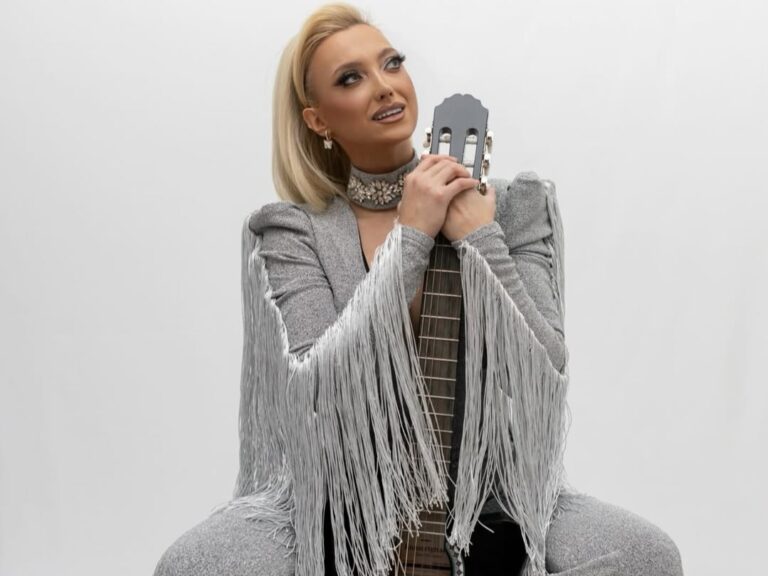 BUDIMO HUMANI: Belma Sakić održala koncert za liječenje Emine Hodžić