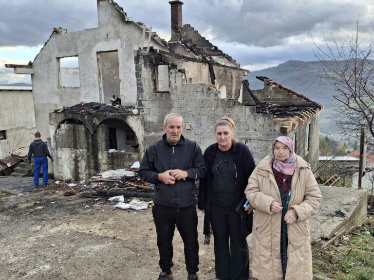 APEL ZA IZGRADNJU KUĆE: Mujići po drugi put ostali bez doma
