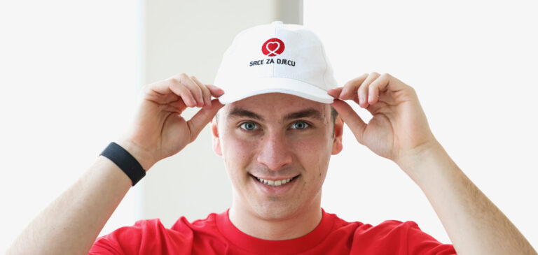 HUMANOST NA DJELU: Alem Hadžić trči Mostarski polumaraton za djecu oboljelu od raka